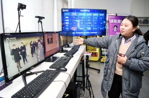 智造工廠24小時(shí)敞開 線上線下賣場(chǎng)永不落幕 中國(guó)聲谷全鏈條式服務(wù)助推中小企業(yè)做大做強(qiáng)